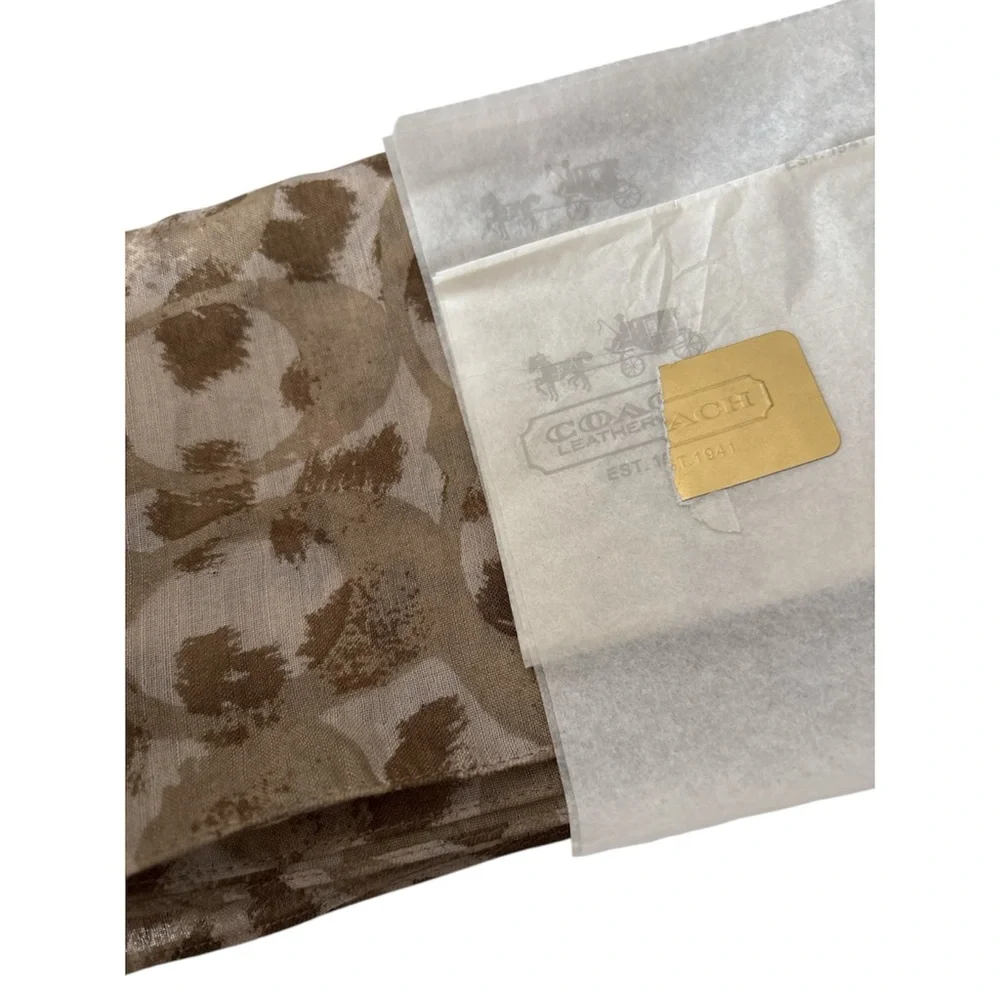 COACH Brown / Tan Signature Infinity Scarf & Gift Paper & Coach Leatherware Box